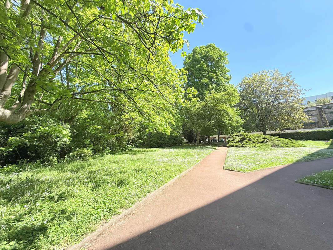 Appartement à RUEIL-MALMAISON