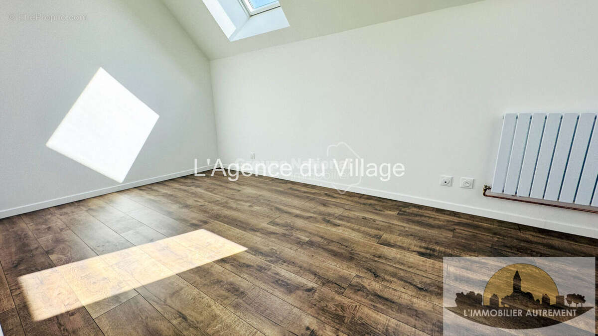 Maison à SAINTE-GENEVIEVE