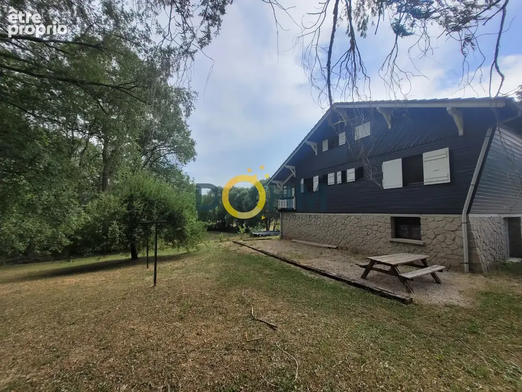 Apinac, Chalet 86m2 habitables avec dépendances et grand jardin - photo 2