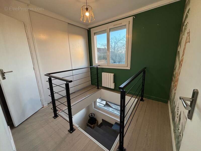 Maison à BELLENEUVE