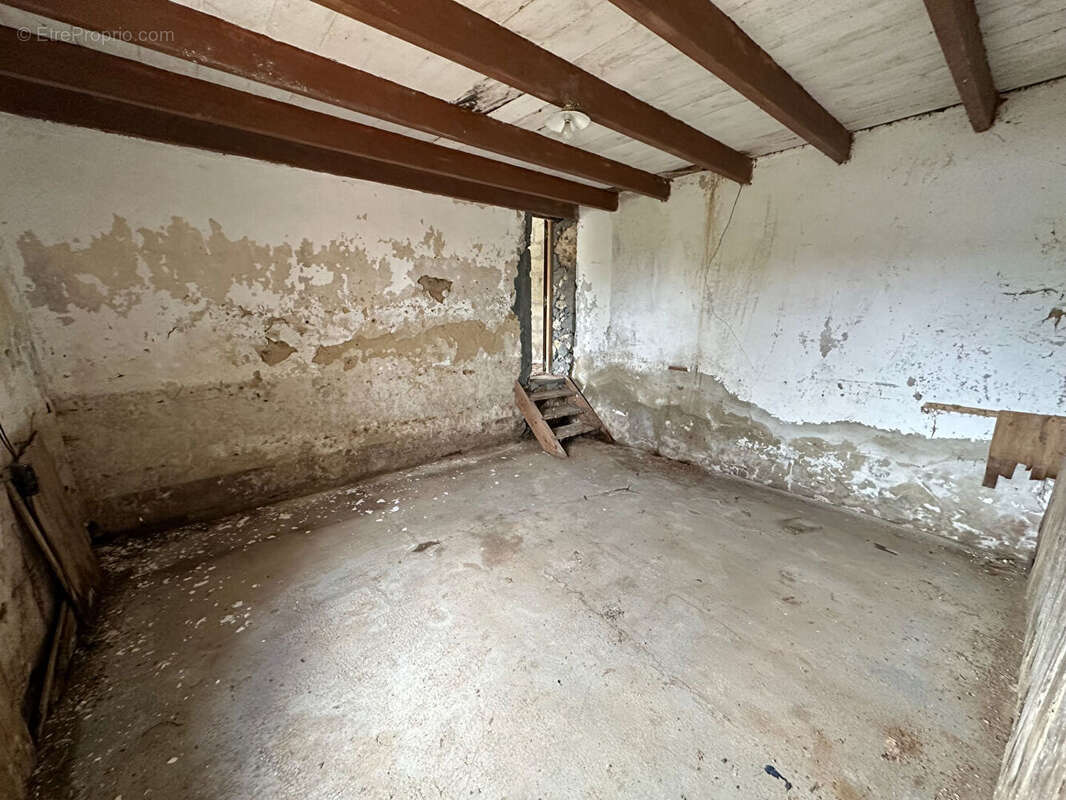 Maison à SAINT-SAUVEUR-LENDELIN