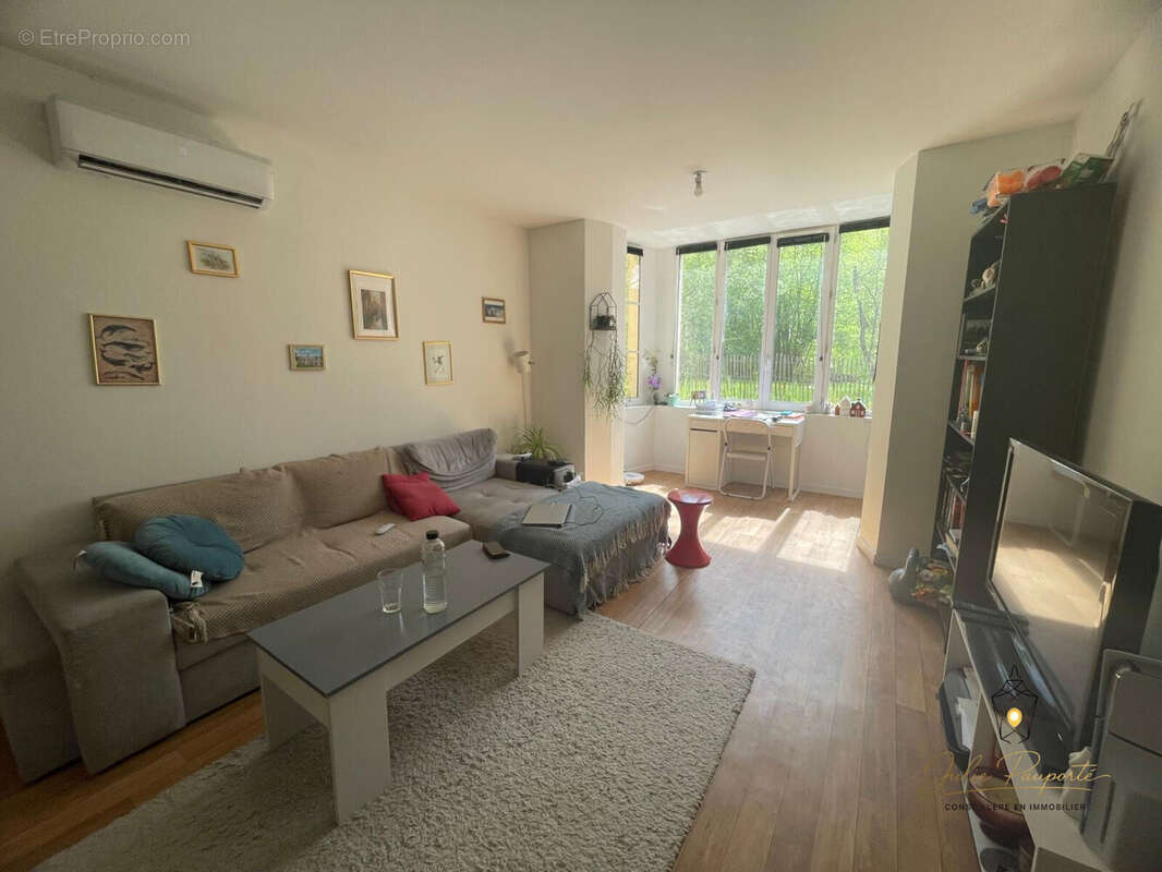 Appartement à SAINT-GERMAIN-DES-PRES