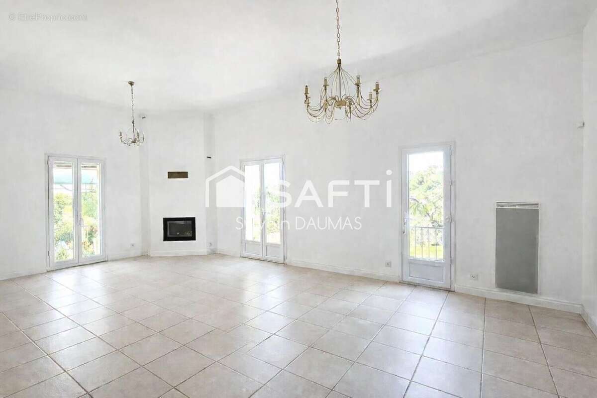 Photo 6 - Maison à TOULON