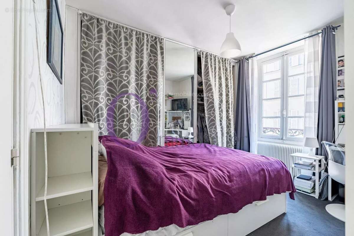 Appartement à PARIS-11E