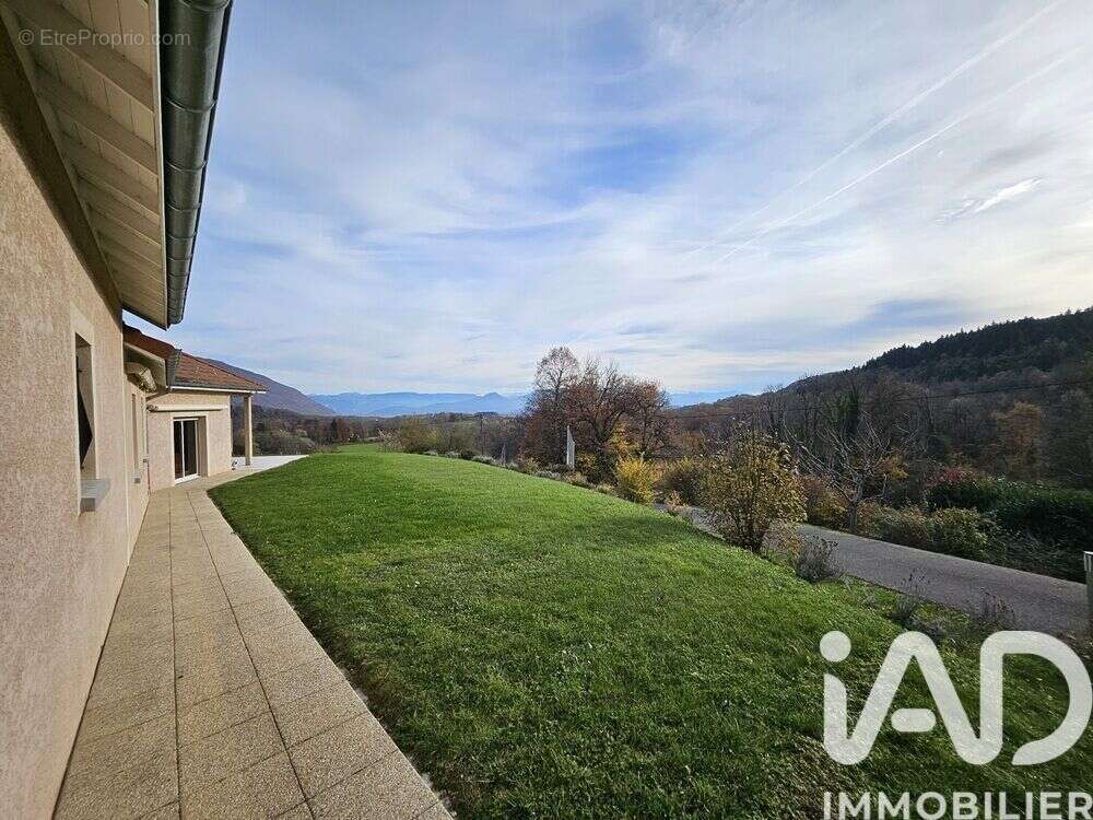 Maison 120 m² à Virieu-Le-Petit  - photo 4