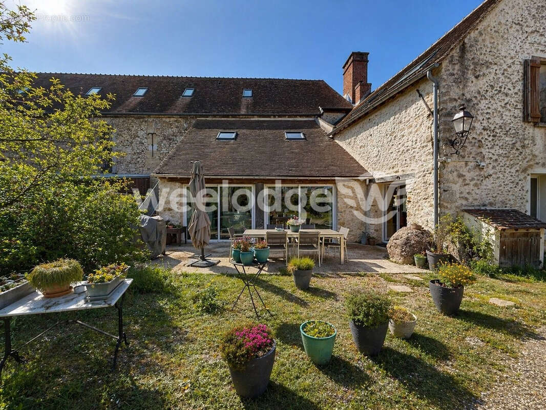 Maison à THEMERICOURT