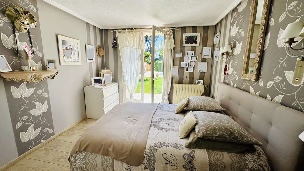 Maison à SAINT-MAXIMIN-LA-SAINTE-BAUME