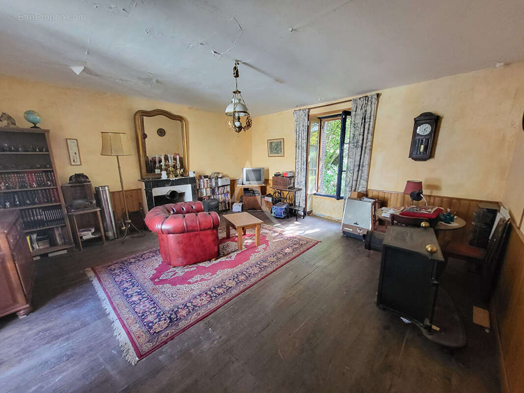 Maison à MARSAC-SUR-DON