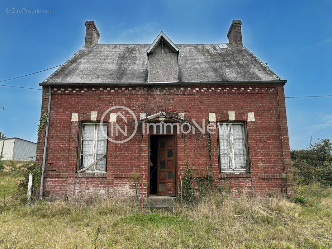 Maison à LE FRESNE-PORET