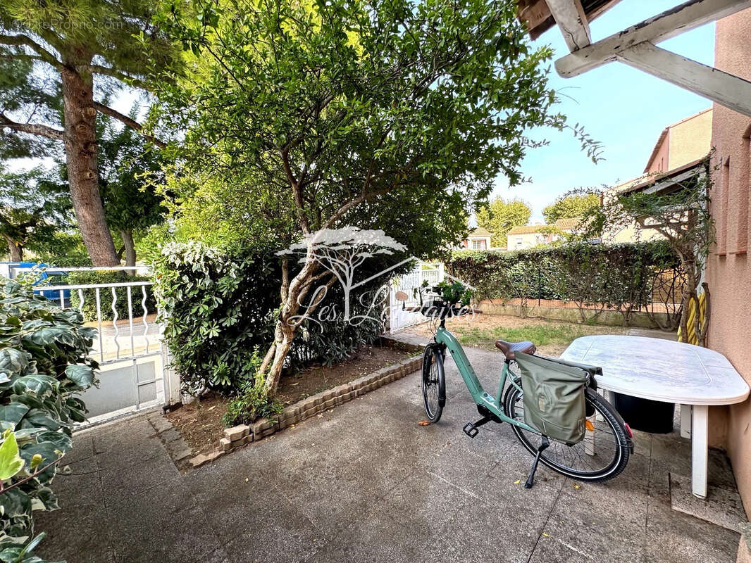 Appartement à LA LONDE-LES-MAURES
