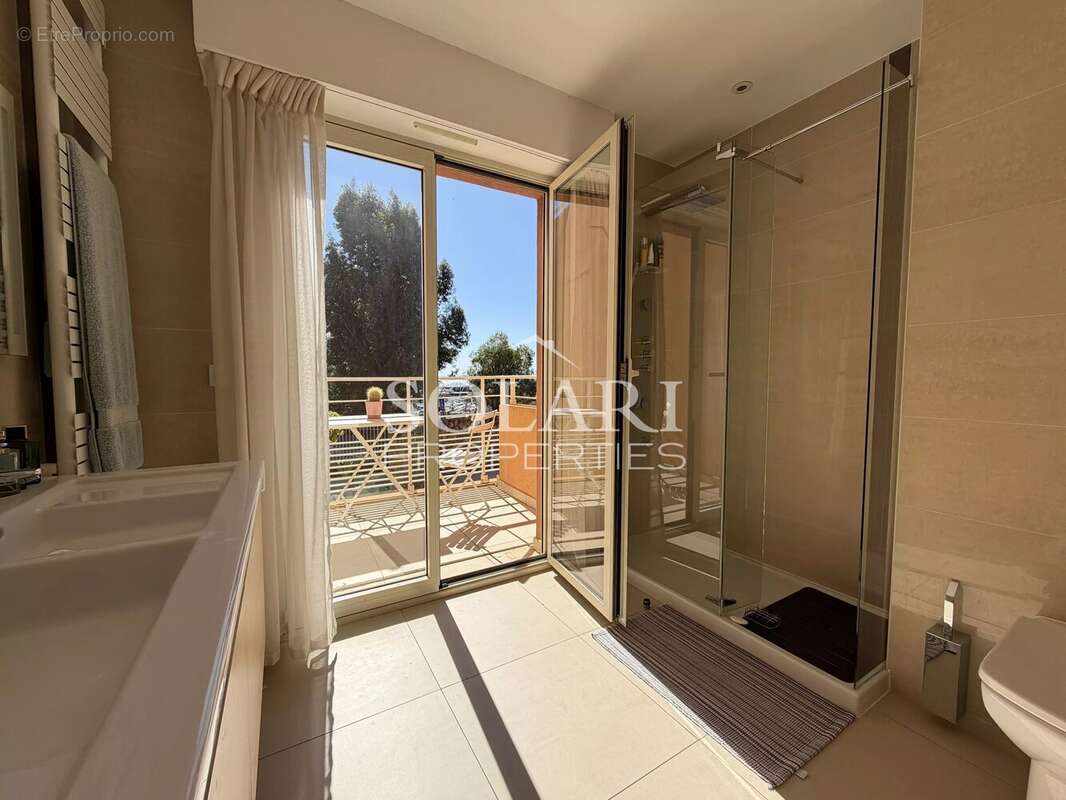 Appartement à THEOULE-SUR-MER