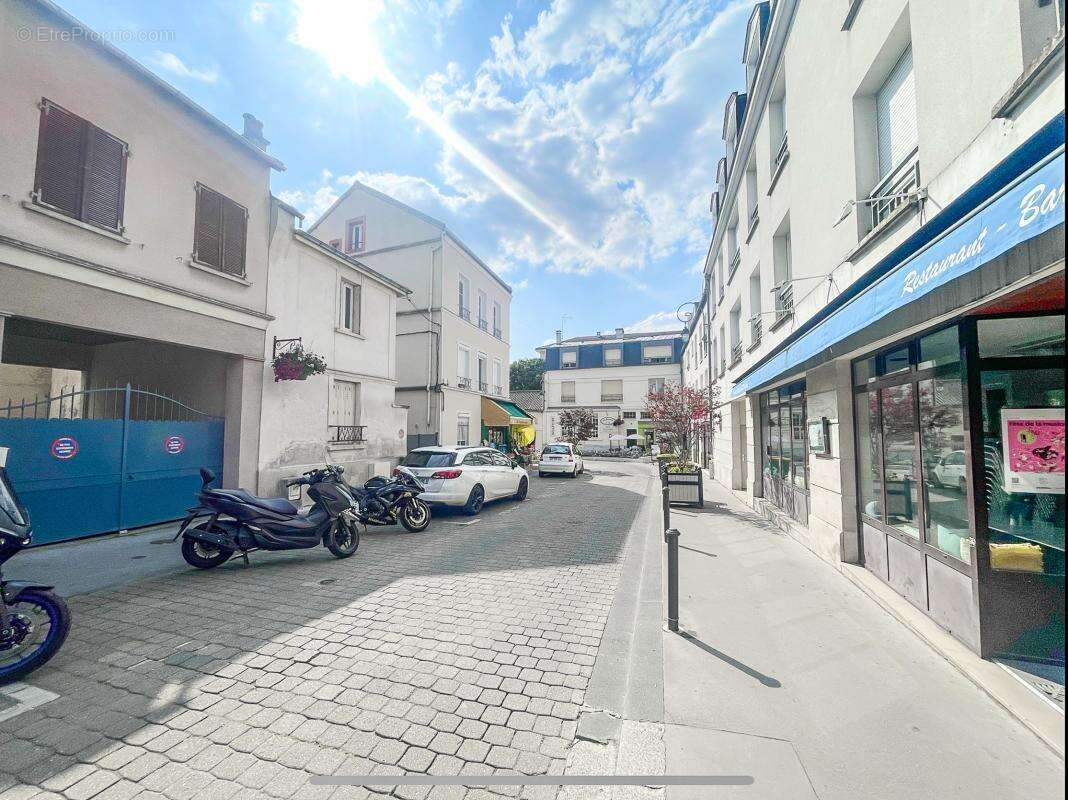 Appartement à CHATILLON