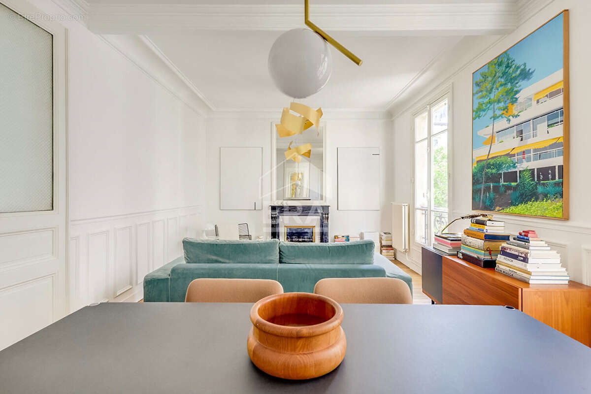 Appartement à PARIS-17E