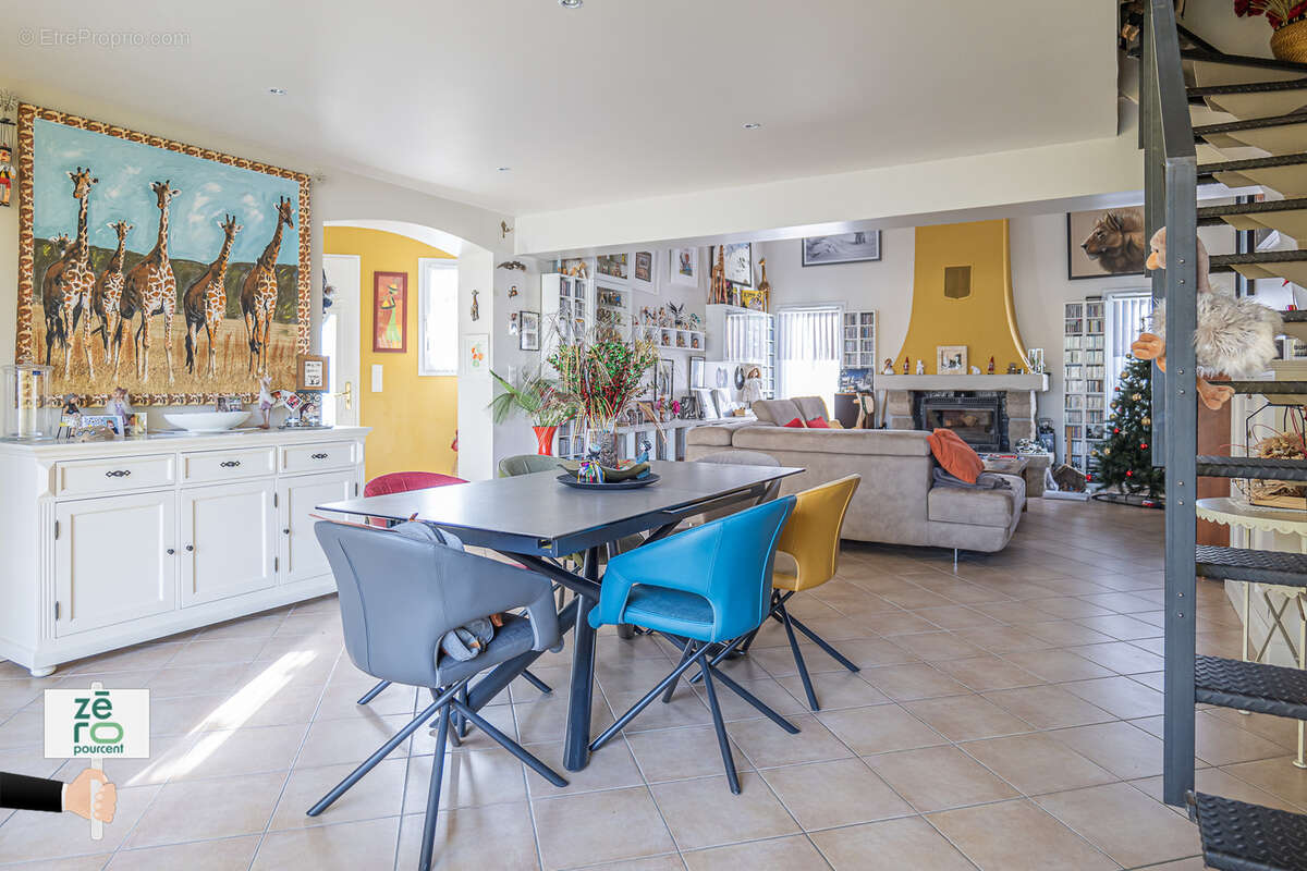 Maison à LANDEVIEILLE