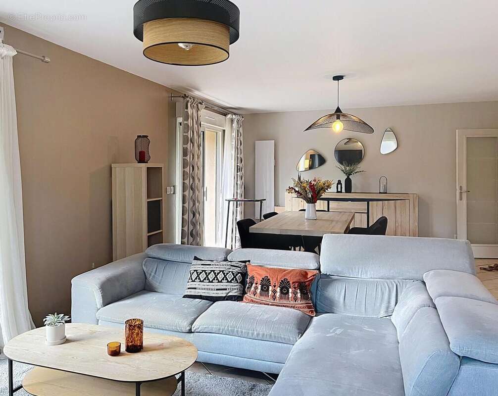 Photo 2 - Maison à MARTIGNAS-SUR-JALLE