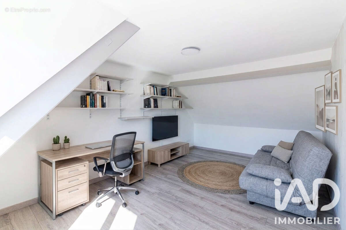 Maison 101 m² à Richebourg  - photo 8
