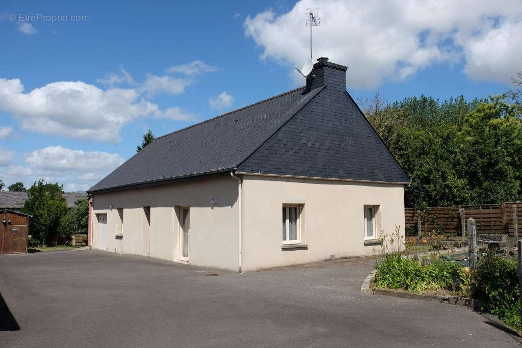 Maison à BOURGBARRE