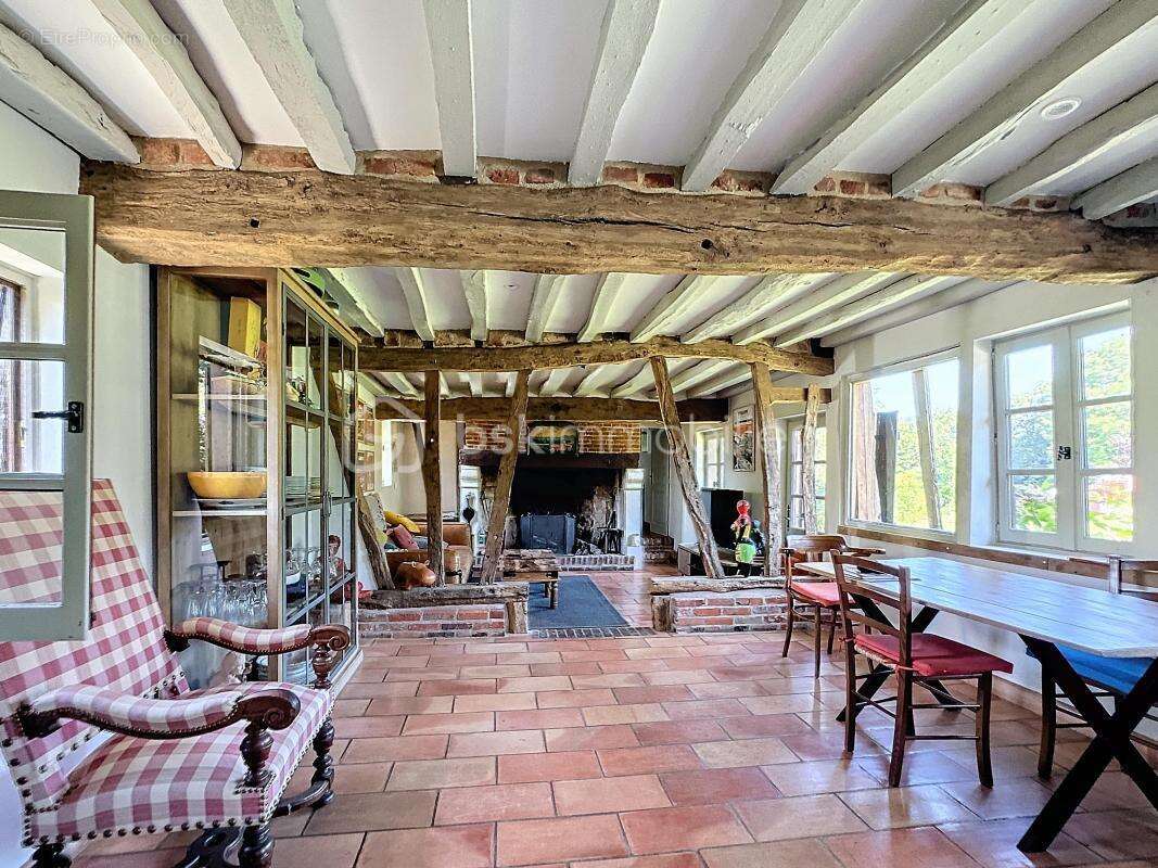 Maison à CONDE-SUR-RISLE