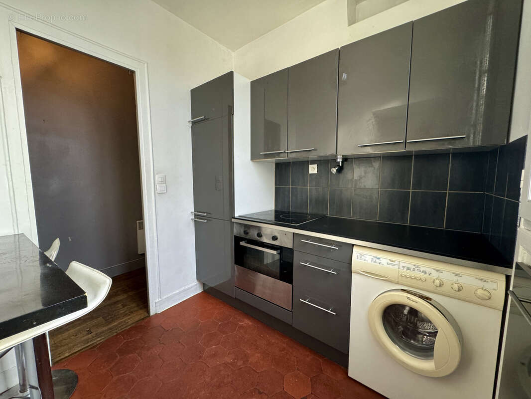 Appartement à LEVALLOIS-PERRET