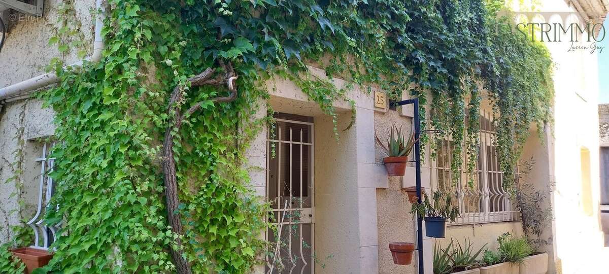 Maison à SAINT-HILAIRE-DE-BEAUVOIR