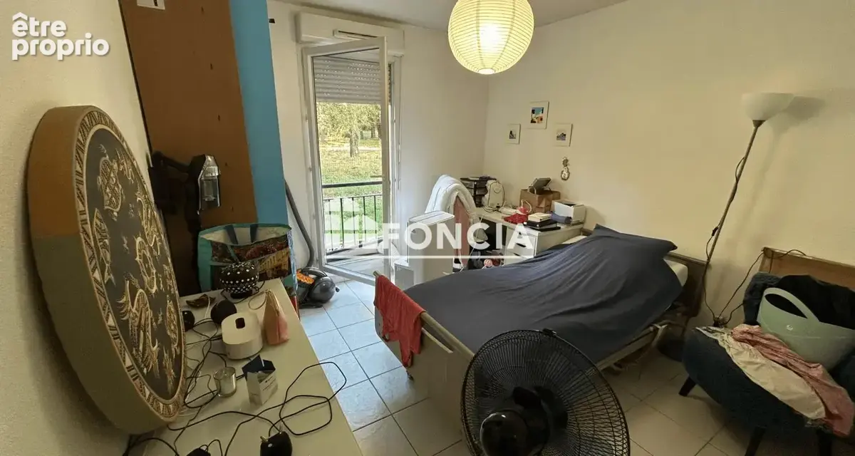 BRIGNOLES - Agréable T2 loué en résidence récente avec piscine - photo 6