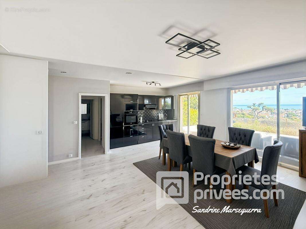 Appartement à VILLENEUVE-LOUBET