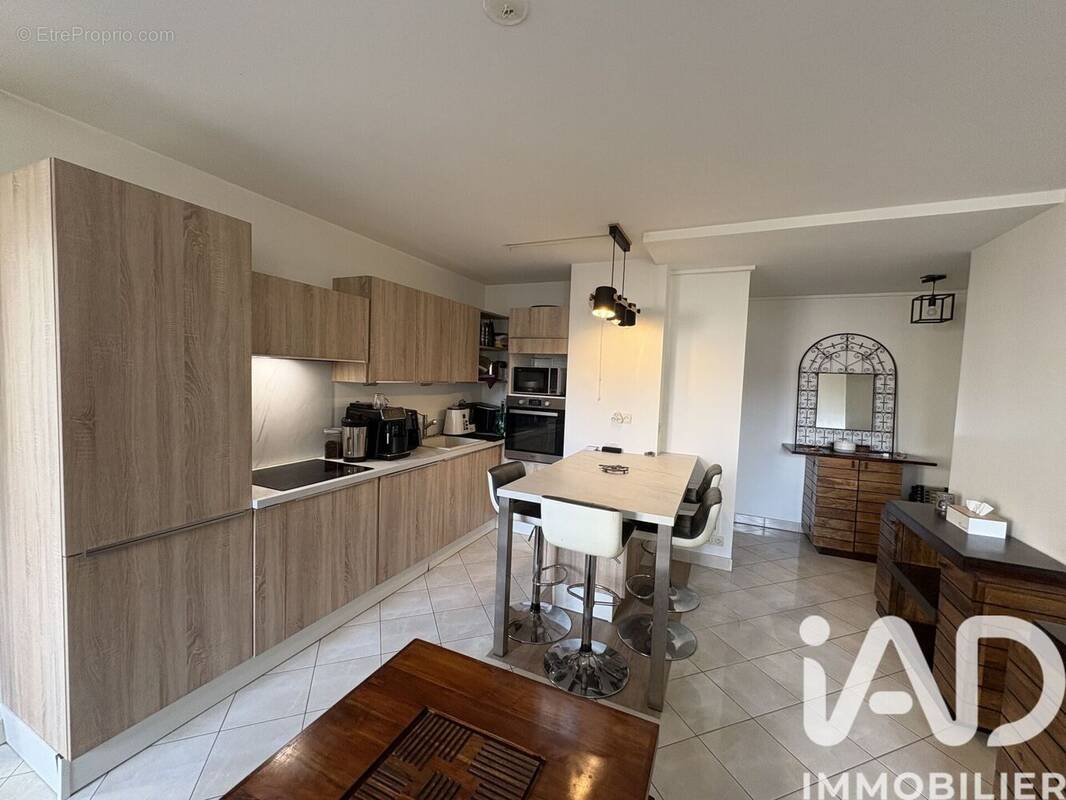 Photo 1 - Appartement à SAINT-FARGEAU-PONTHIERRY