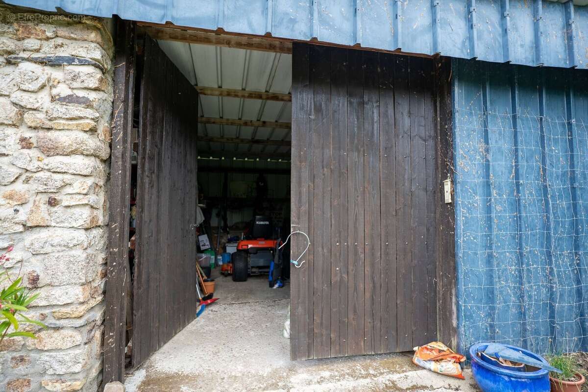 Propriété de caractère en Bretagne avec grand gîte, piscine et 1,6 hectare  résidence principale et potentiel de revenus près d - photo 27