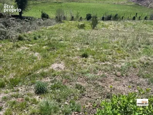 Terrain à AMBAZAC
