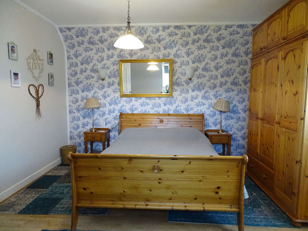 Maison à GOUAREC