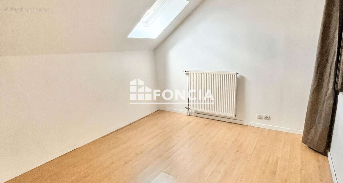 Appartement à PLAISIR
