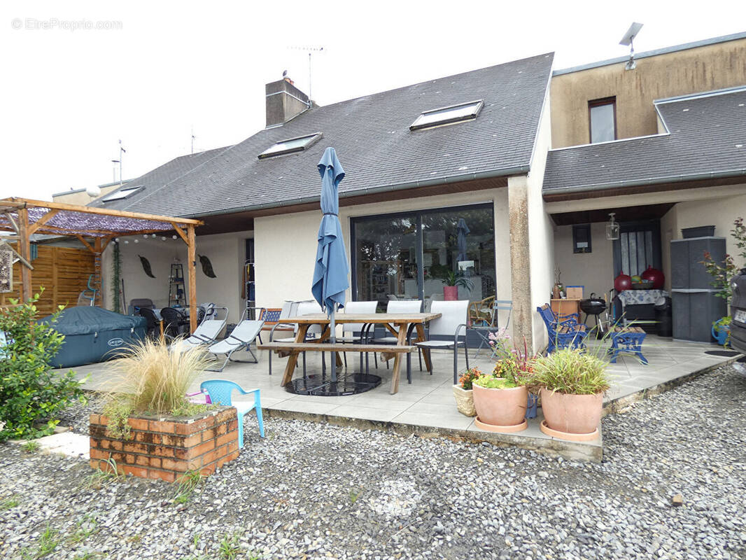 Maison à ISIGNY-LE-BUAT