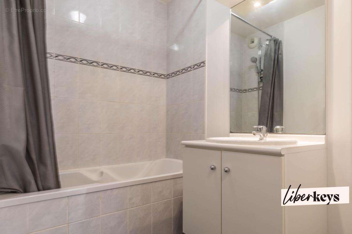 Appartement à SAINT-SEBASTIEN-SUR-LOIRE