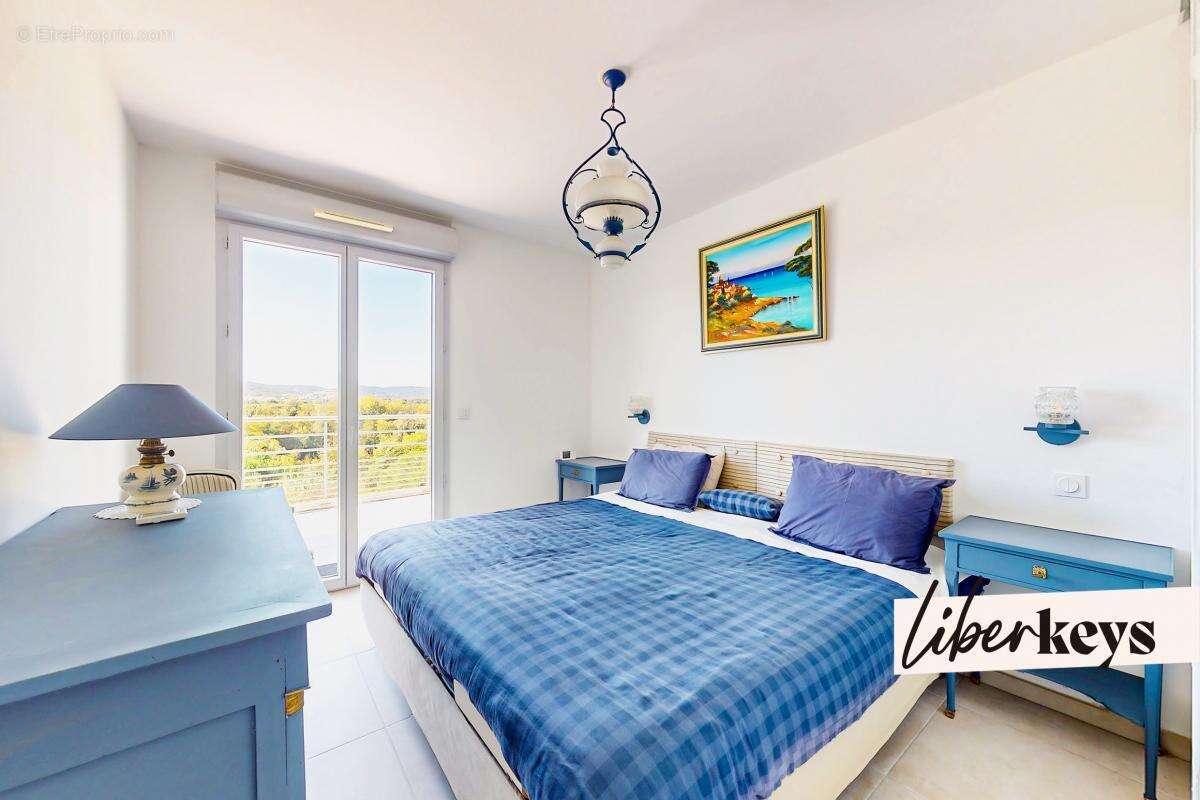 Appartement à PUGET-SUR-ARGENS