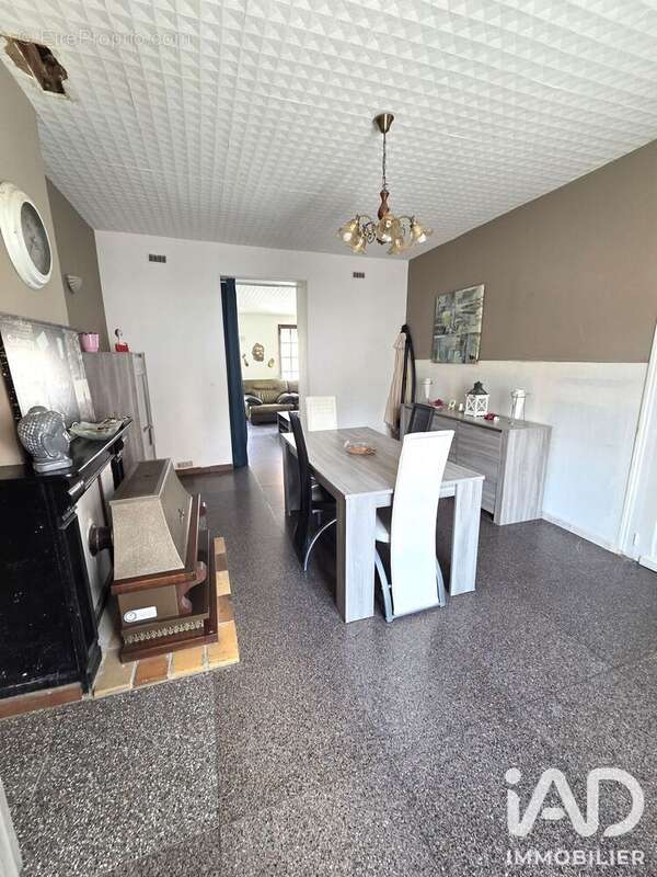 Maison 75 m² à Avesnes-Le-Sec  - photo 2