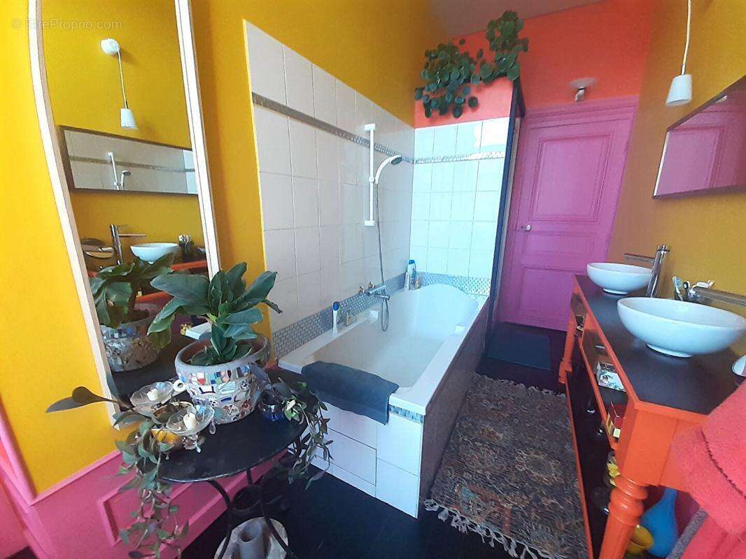 Maison à FERRIERES-EN-BRAY