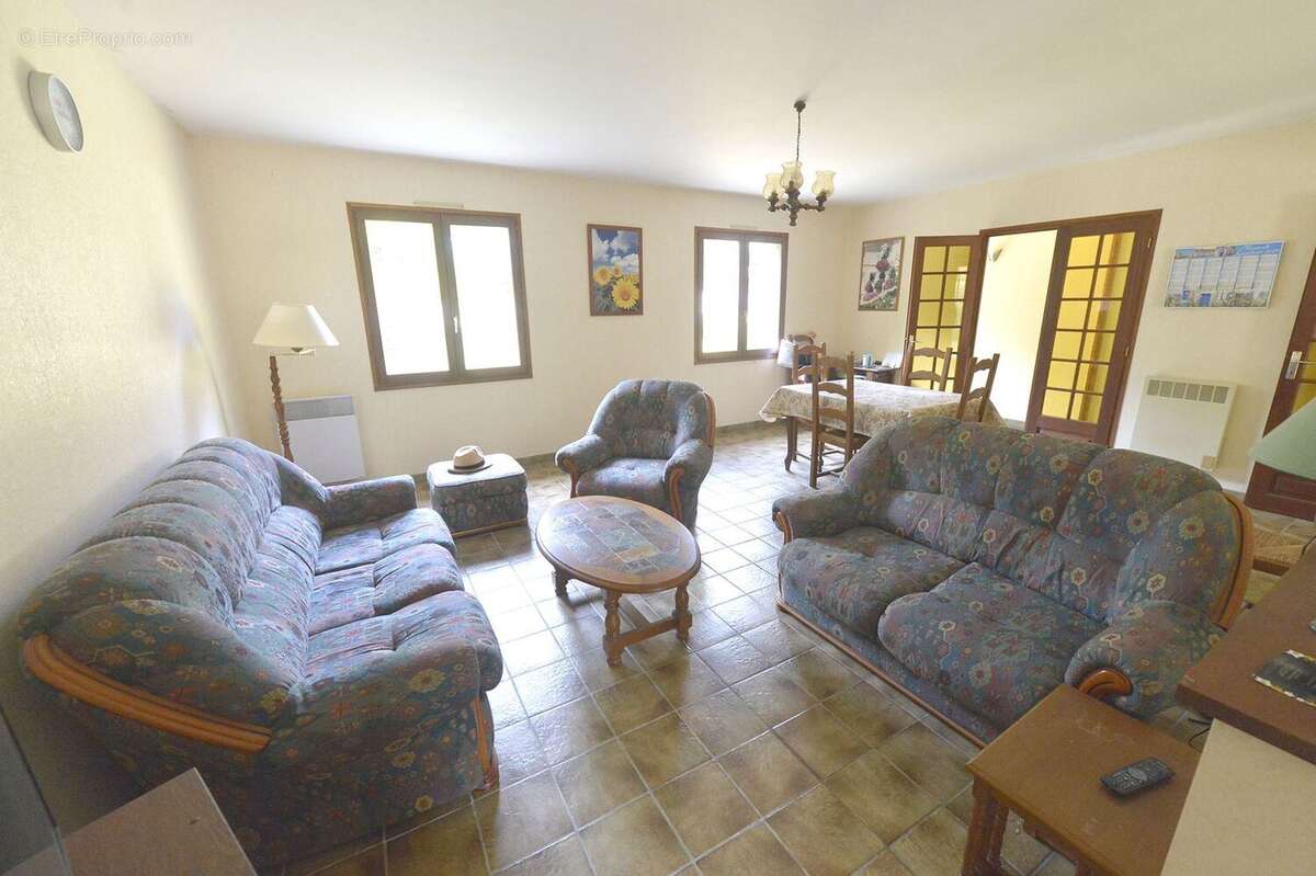 Maison à MESCHERS-SUR-GIRONDE