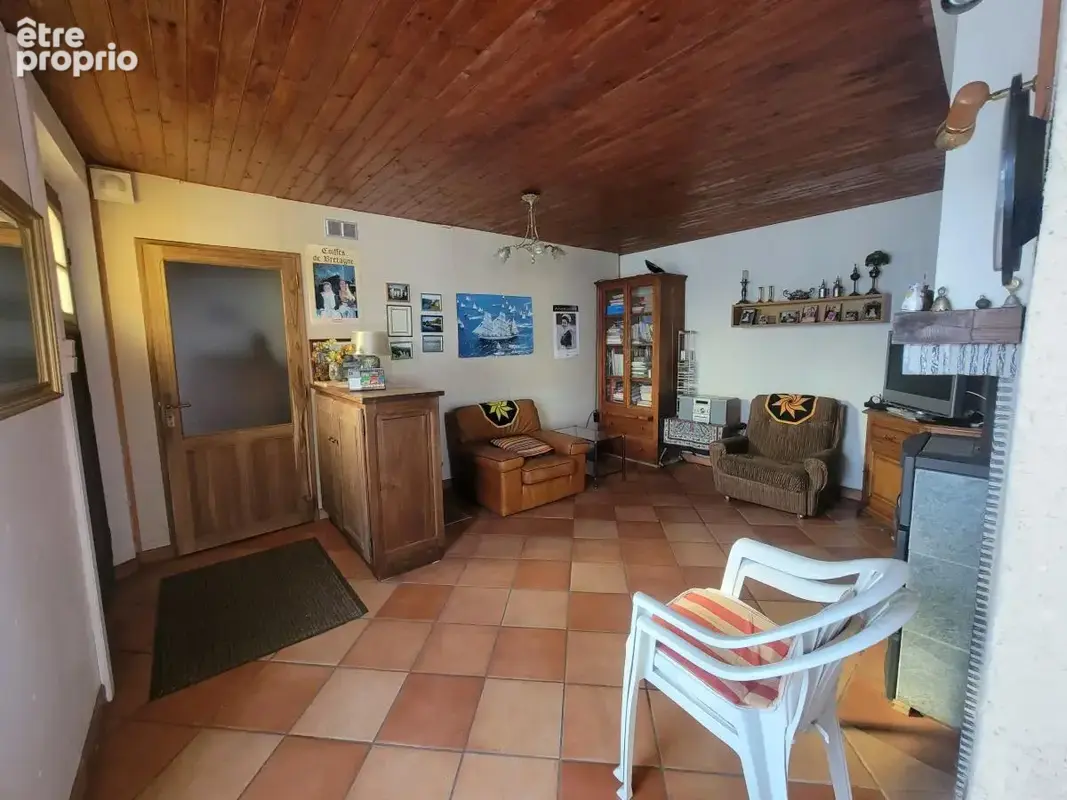 Maison 5 pièces 155 m² à vendre à Roudouallec (56110) - photo 3
