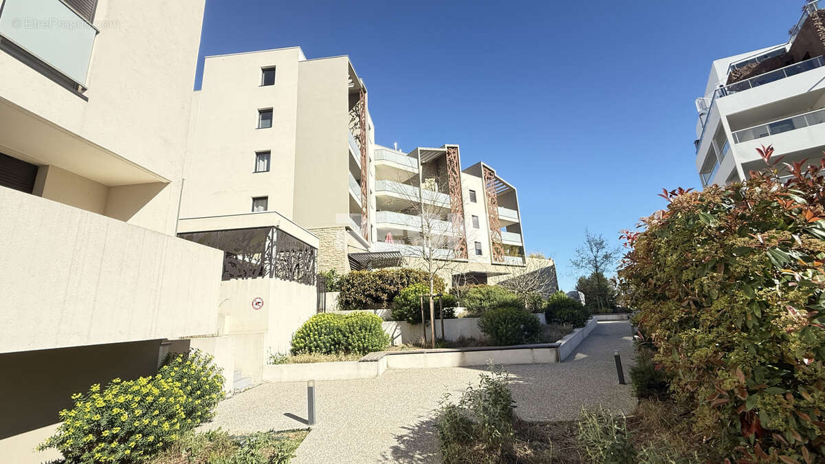 Appartement à SAINT-JEAN-DE-VEDAS