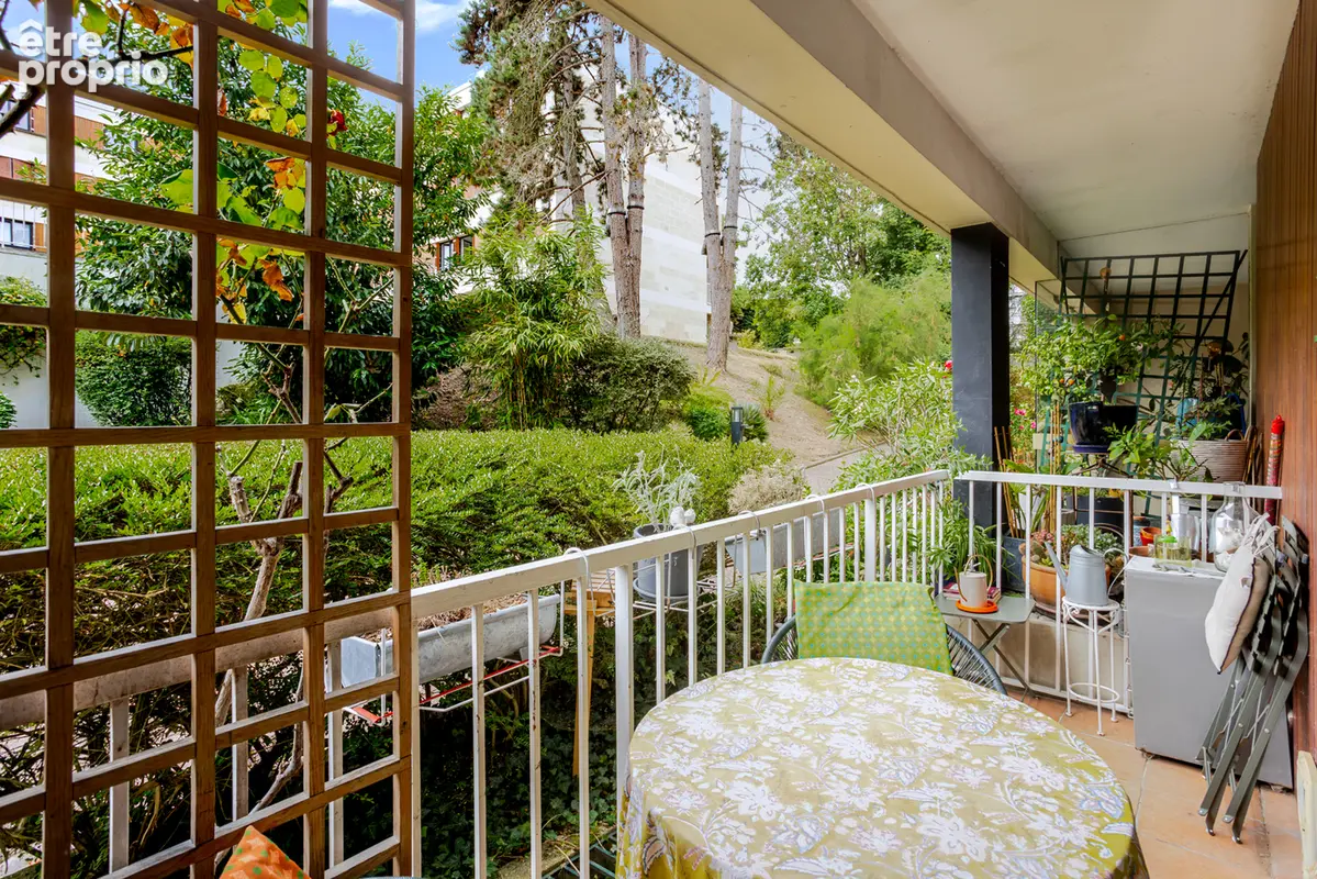 Grand studio 32 m² avec balcon au calme - photo 2