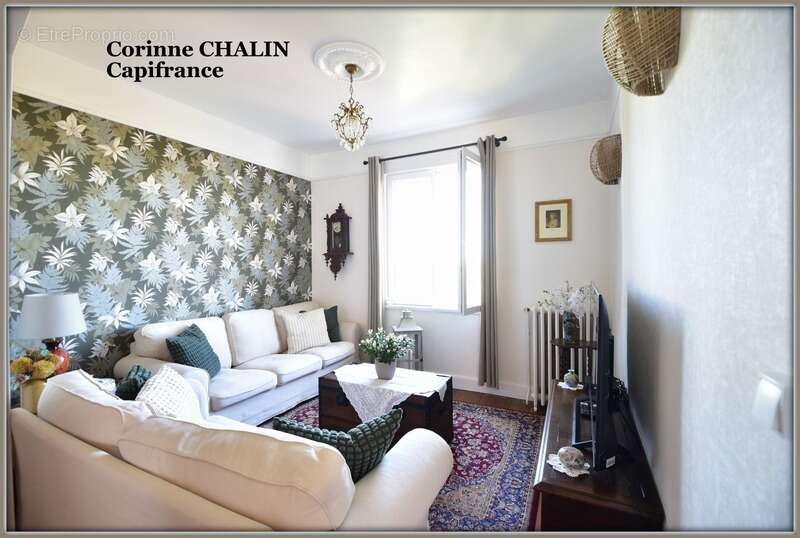 Maison à MONTCOMBROUX-LES-MINES