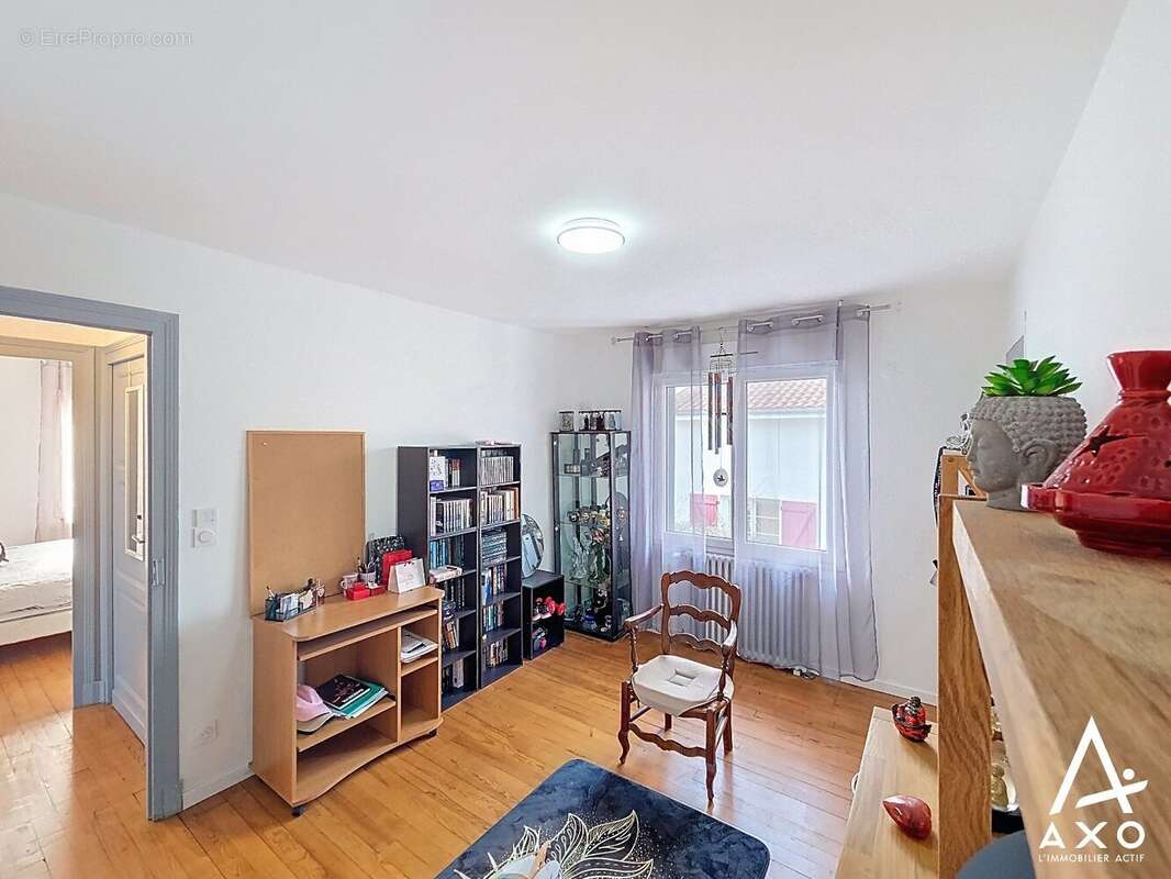 Maison à SAINT-PIERRE-DU-MONT