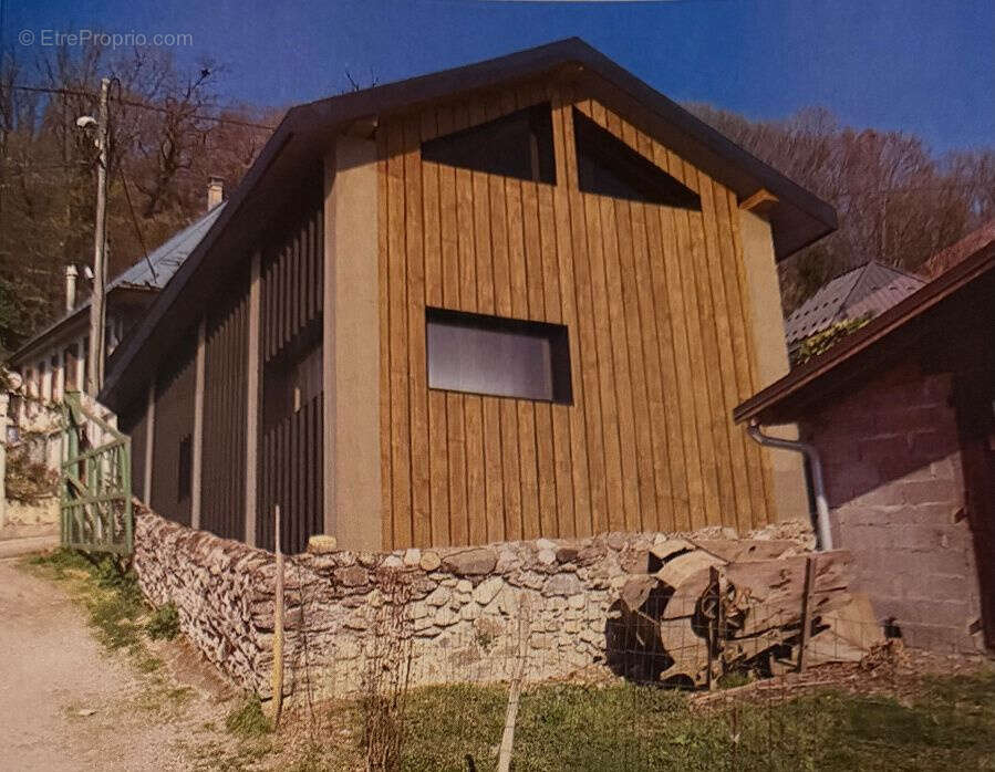 Maison à GILLY-SUR-ISERE