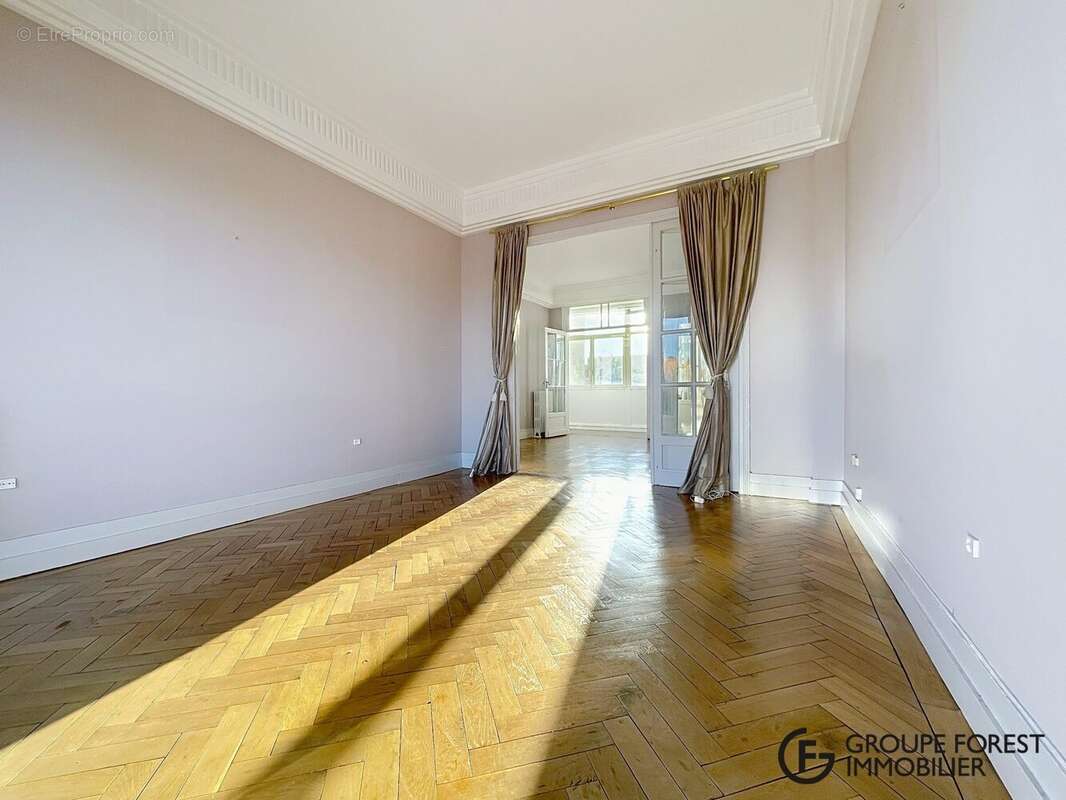 Appartement à LA MADELEINE