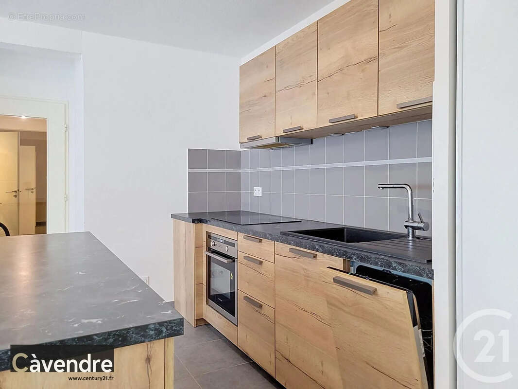Appartement 77 m² à Avignon  - photo 4