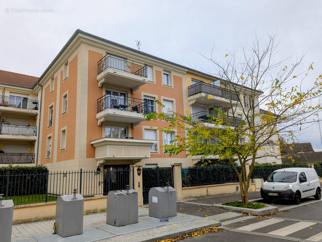 Appartement à VAUREAL