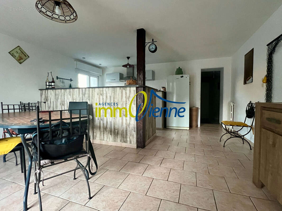 Maison à VALDIVIENNE