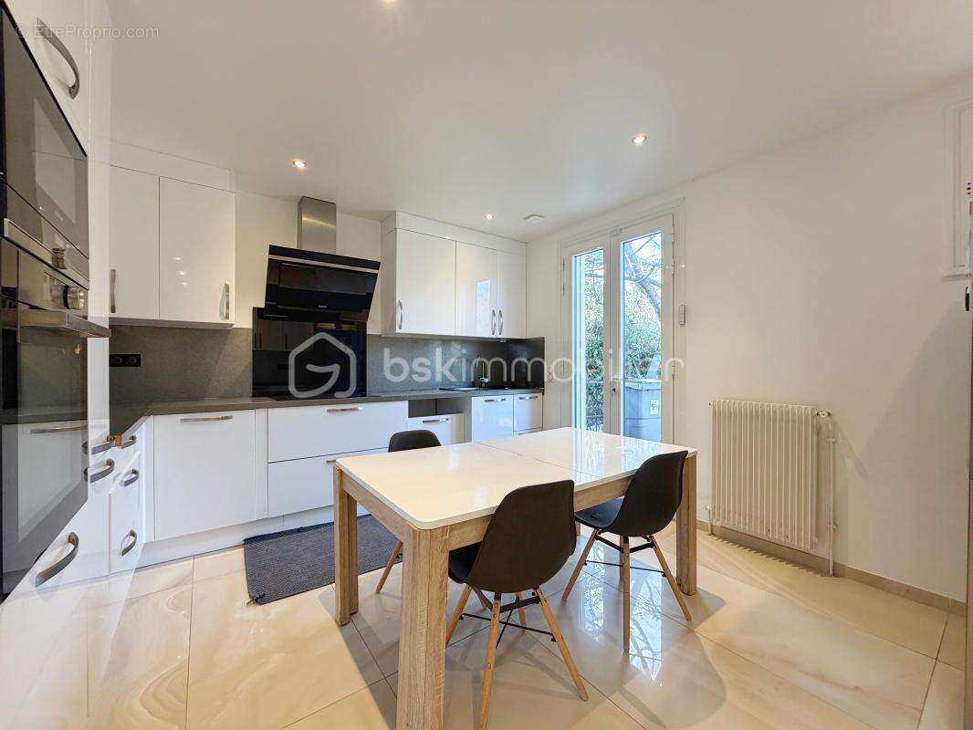 Maison à ECQUEVILLY