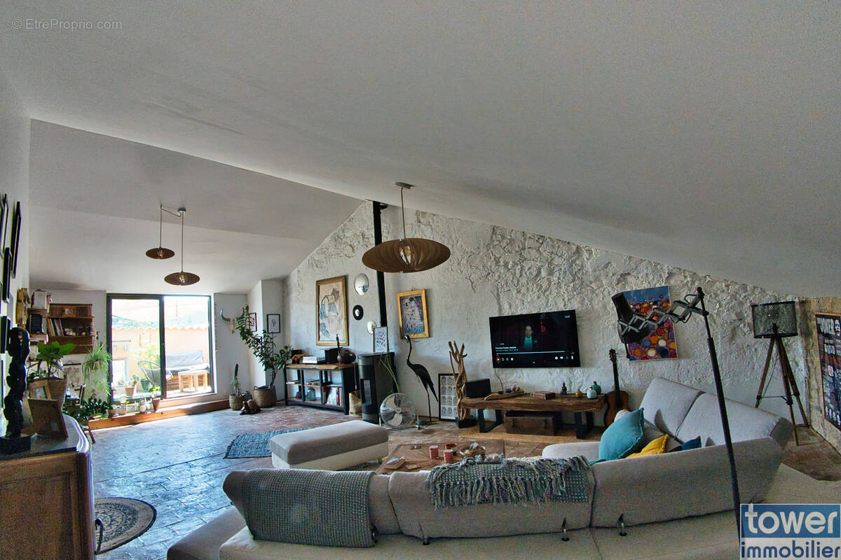 Maison à TOUROUZELLE