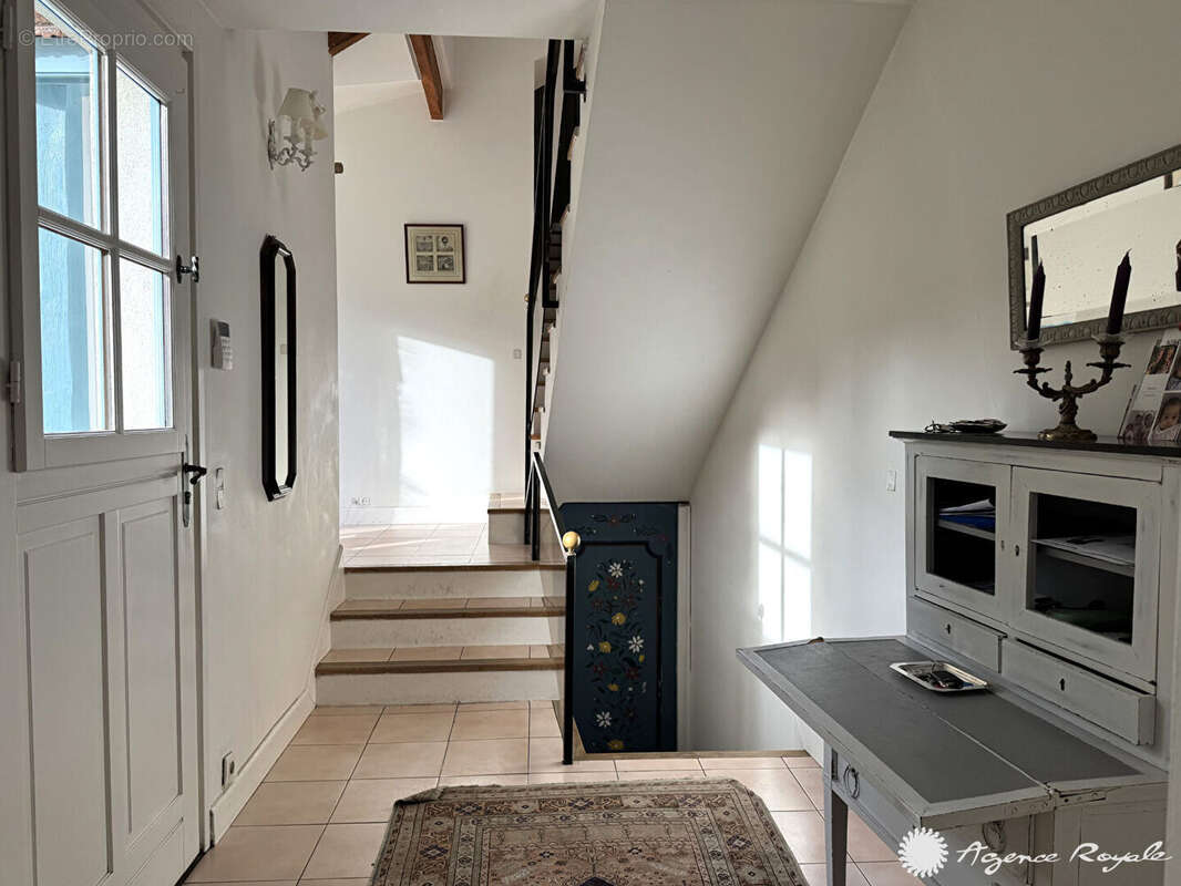 Maison à MAREIL-MARLY